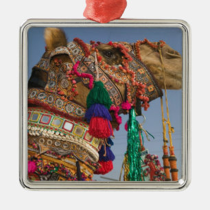 INDIEN, Rajasthan, Pushkar: PUSHKAR CAMEL FAIR, Ornament Aus Metall