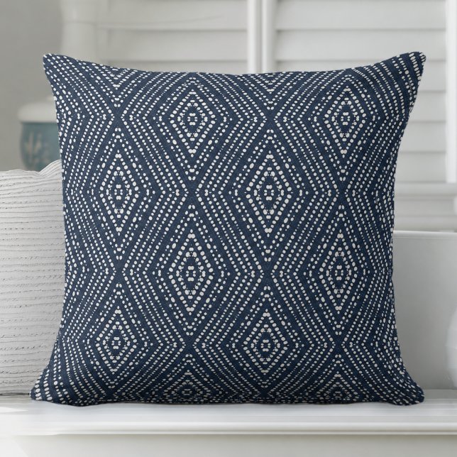 Indigo Blaues Modernes Kissen (Indigo/Navy Blue Throw Pillow by Totally Coast)