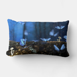 Indigo Butterfly und Pilzwald Lendenkissen