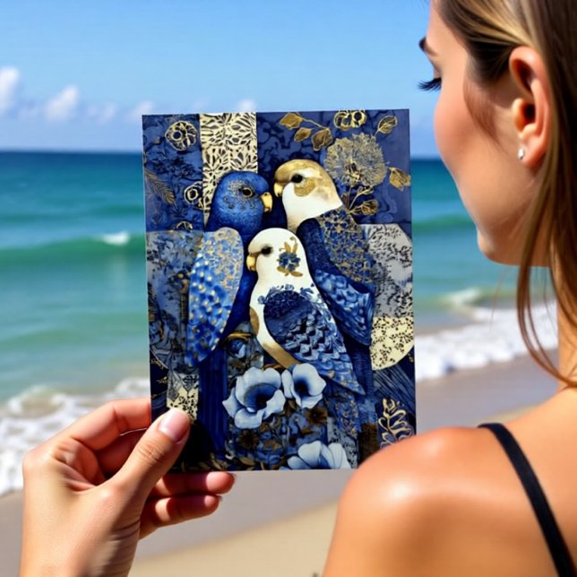Indigo Golden Parakeets Postkarte (Von Creator hochgeladen)