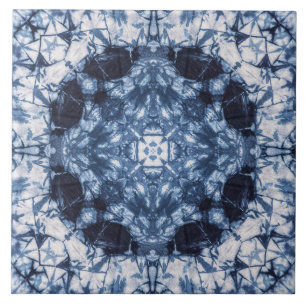 Indigo-Kaleidoskop-Shibori-Tie-Dye-Muster  Fliese
