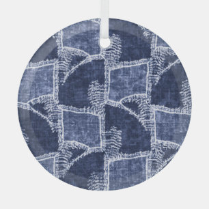 Indigo-Patchwork: Strukturierte Eleganz im Karomus Ornament Aus Glas