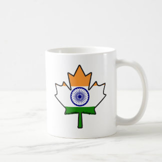 Indische Flagge in den kanadischen Tasse