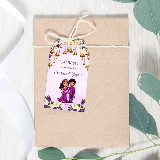 Indische Hochzeit Mehndi lila niedliches Brautpaar Geschenkanhänger (Indian wedding Mehndi Sangeet purple cute bridal couple caricature thank you favor Gift Tags)