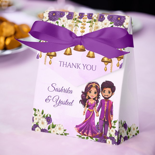 Indische Hochzeit Mehndi lila niedliches Brautpaar Geschenkschachtel (Indian wedding Mehndi Sangeet favors purple flowers cute bridal couple caricature printed Favor Box)