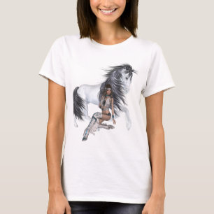 Indische Prinzessin und Stallion-Shirt T-Shirt