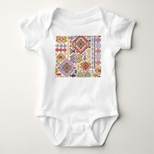 Indischer Teppich, Paisley Mandala, Yoga Baby Strampler