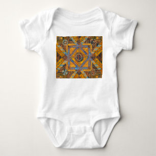 Indisches florales Paisley: Ethnisches Medaillon. Baby Strampler