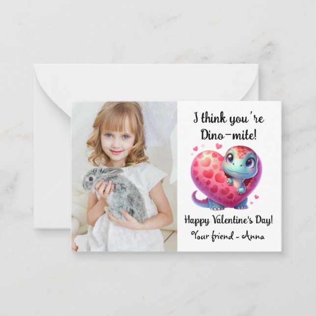 Individuell anpassbare Dino-mite Valentine's Day-K Mitteilungskarte (Vorderseite)
