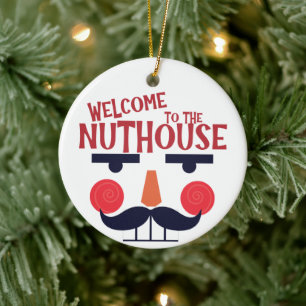 Individuell anpassbarer Nuthouse Funny Christmas H Keramik Ornament