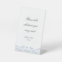 Individuell gestaltetes Badezimmer mit Blauer Wild