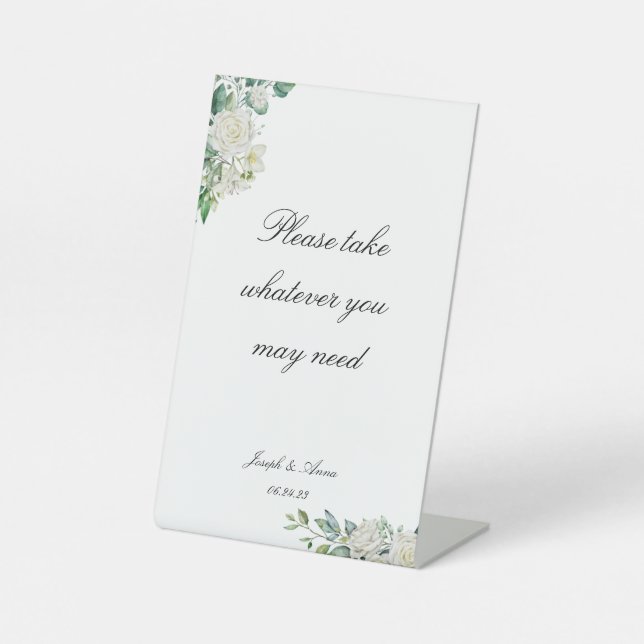 Individuell gestaltetes Badezimmer mit weißer Blum Sockelschild (Vorderseite)