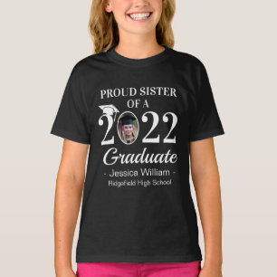 Individuelle Abschluss-Proud-Familie mit Graduiert T-Shirt