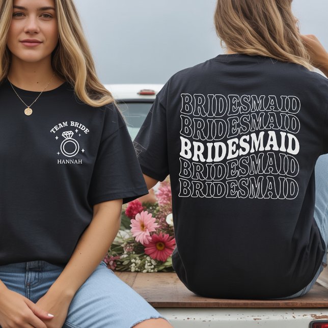 Individuelle Geschenkhemden für Brautjungfern und  T-Shirt (Personalized Bridesmaid Shirt Gift for Bridal Party and Bachelorette Weekend)