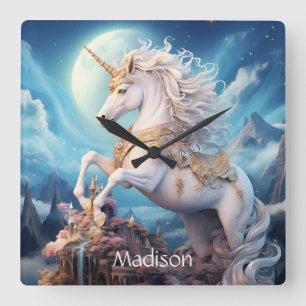 Individuelle Name Beautiful Unicorn Quadratische Wanduhr