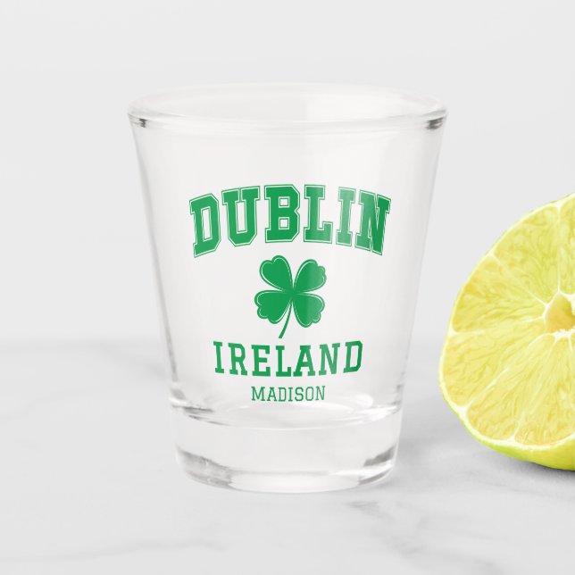Individuelle Name Dublin Irland Schnapsglas (Vorderseite)