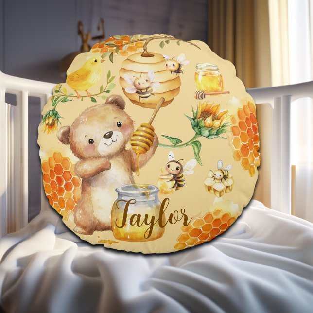 Individuelle Name Honey Bear Bienen Rundes Kissen (Von Creator hochgeladen)