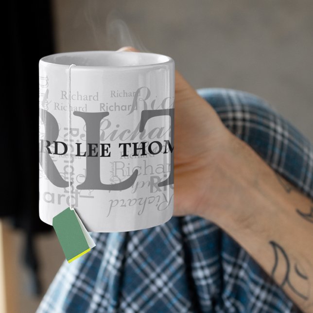 individuelle Name + Initialen personalisiert, schw Tasse (modern monogram)