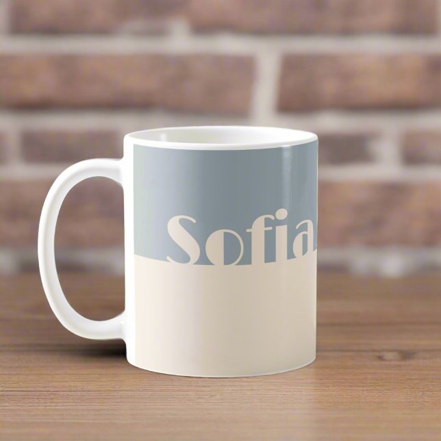 Individuelle Name l Clean Simple Typografy Gift Kaffeetasse (Von Creator hochgeladen)