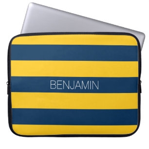 Individuelle Name Navy Blue und Yellow Rugby Strip Laptopschutzhülle