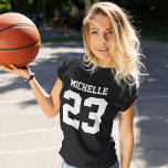 Individuelle Name Number Womens Sport Jersey T - S T-Shirt<br><div class="desc">Erstellen Sie Ihren eigenen personalisierten Fußball Jersey Frauen T - Shirt mit individuelle Name und Nummer. Ein cooles,  individualisierbares Shirt,  das eine tolle Geschenkidee für Frauen ist. Diese trendige Damenbekleidung eignet sich für alle Sportarten,  wie Fußball,  Fußball,  Volleyball,  Baseball,  Softball,  Basketball und Hockey.</div>