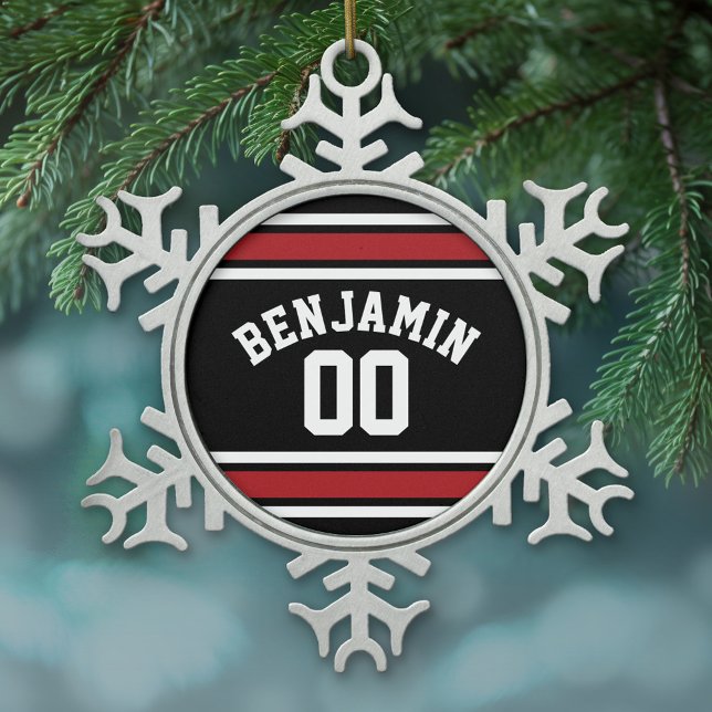 Individuelle Name Nummer Schwarz und Rot Schneeflocken Zinn-Ornament (Personalized Pewter Christmas Ornament)