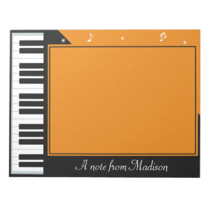 Individuelle Name Piano Music Notizblock