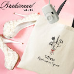 Individuelle Name, Rustikale Blume Bow, Bridesmädc Tragetasche<br><div class="desc">Die "Bridesmaid Squad" Personalisierte Tote Tasche - die perfekte Mischung aus Stil, Praxisnähe und herzlicher Wertschätzung. Diese moderne Totentasche, die mit Liebe und Eleganz gestaltet wurde, besticht durch den wunderschönen Schriftart "Bridesmaid Squad". Sie kann mit dem Namen Ihrer Brautjungfrau personalisiert werden und ist somit ein einzigartiger Sake. Ideal, um den...</div>