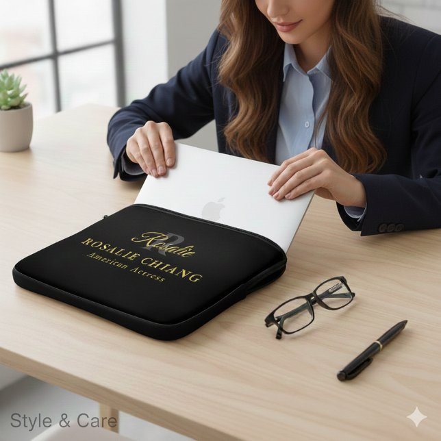 Individuelle Name- und Titelklassettel mit Monogra Laptopschutzhülle (Custom Name & Title Laptop Case with Monogram)