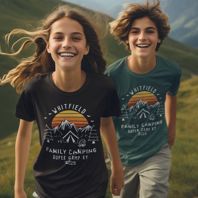 Individueller Familienurlaub Matching Camping Son T-Shirt (Retro Family Camping Boys Green Custom T-shirt)