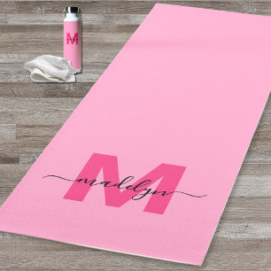 Individueller Mädchen-Monogramm-Name Hot Pink Yogamatte