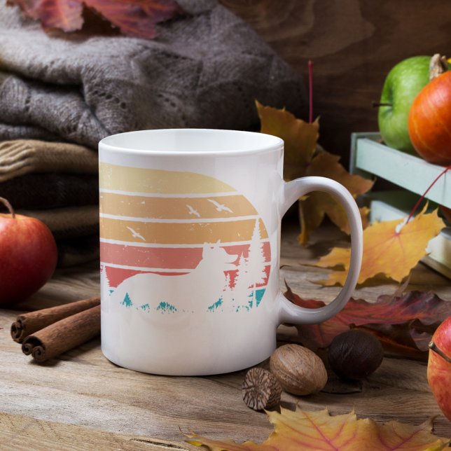 Individueller Retro-gestylter Corgi-Hundeltrainer Kaffeetasse (Von Creator hochgeladen)