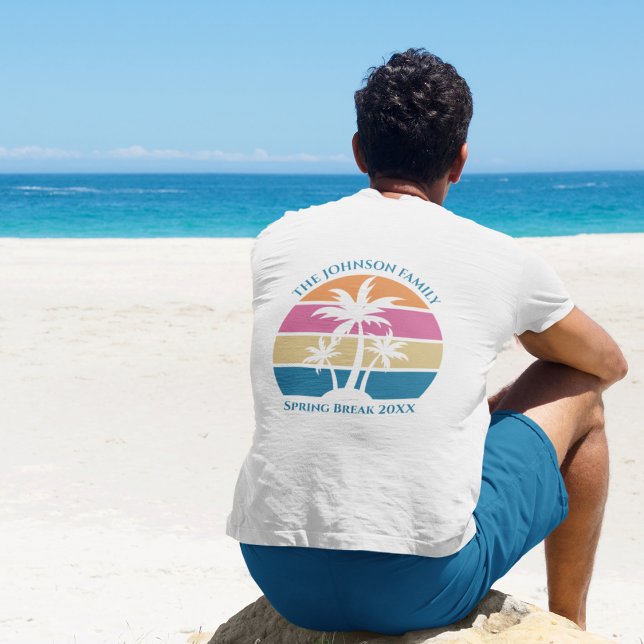 Individueller Urlaub für die Tropical Beach Family T-Shirt (Von Creator hochgeladen)