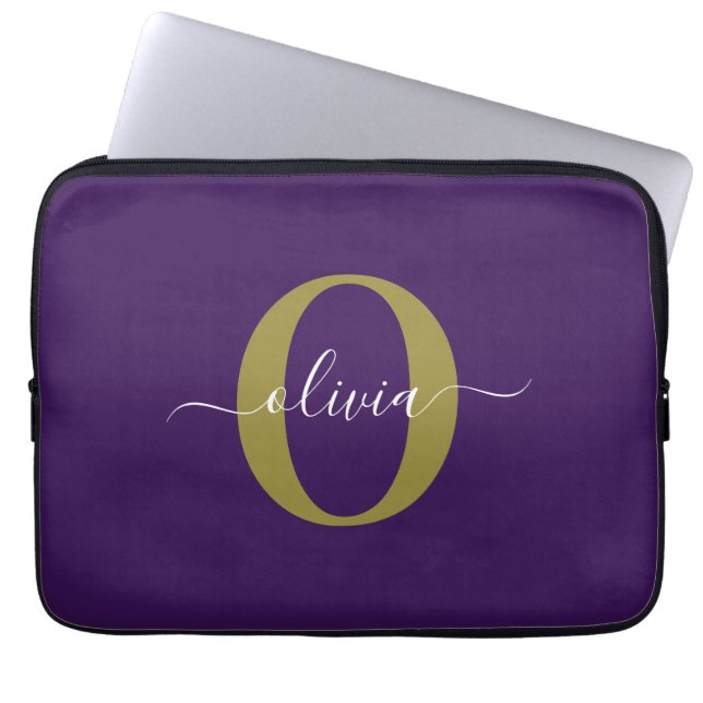 Individuelles Monogramm-Skript Name Lila Weiß Gold Laptopschutzhülle (Vorderseite)