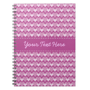 Individuelles Notebook mit rosa Herzen Notizblock