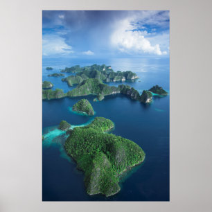 Indonesien, Westpapua. Luftaufnahme von Raja Ampat Poster