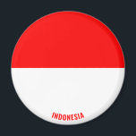 Indonesische Flagge Charming Patriotic Magnet<br><div class="desc">Die indonesische Flagge Charming Patriotic Magnet mit der indonesischen Flagge zeigte sich überall auf dem Magneten. Der Name des Landes ist in das Design am unteren Rand des Bildes eingebunden. Der Text kann mit der Funktion "Anpassen!" vollständig angepasst werden. Dieses schöne Indonesien Magnet ist das stilvolle Geschenk für jeden Anlass....</div>