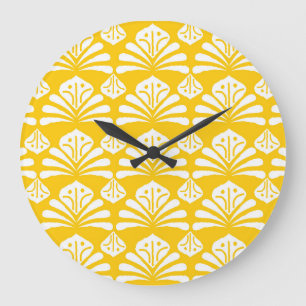Indonesischer Batik: Kawung-, Gurda-Motive. Große Wanduhr
