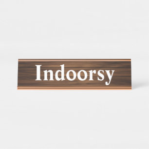 Indoorsy Funny Retro Holzkörnchen Zitat Schreibtischnamensplakette