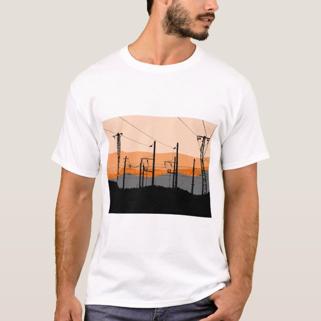 Industrial Sunset Power Lines Urban Ästhetik T-Shirt (Vorderseite)