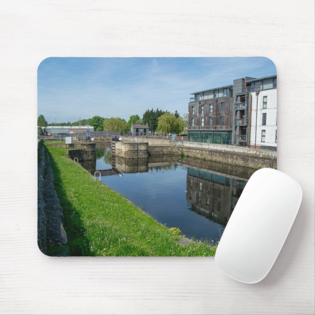 Industrielle Echos: Modernes Leben am Wakefield Mousepad (Mit Mouse)