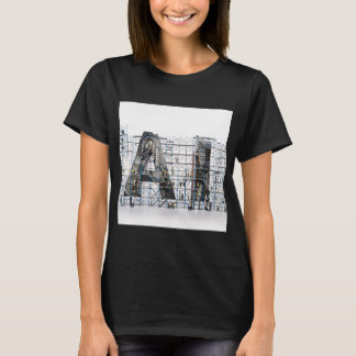 Industrielle Letterform – KI T-Shirt