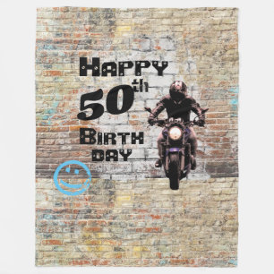 Industrieller Grunge-Motorrad-Graffiti-Ziegelwand Fleecedecke
