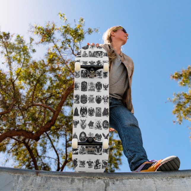 Infernalische Ikonen Die Gothic Goetia Sammlung Skateboard (Außen 1)