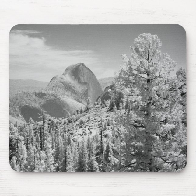 Infrarot-Foto im Osten des Yosemite National 2 Mousepad (Vorne)