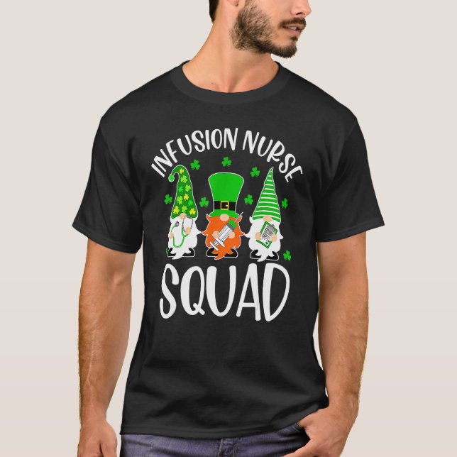 Infusion Nurse Squad Nursing St Patrick Day Gnomes T-Shirt (Vorderseite)