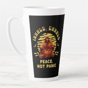 Inhalieren, Frieden ausatmen, keine Panik Bigfoot  Milchtasse