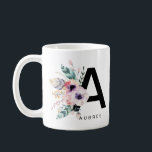 Initial "A" Alphabet Tasse Monogram Boho Wasserfar<br><div class="desc">Dieser Buchstabe 'A' Alphabet Tasse ist einfach so hübsch mit schönen Aquarellfedern und Blume. Es ist einfach mit einem Namen zu individualisieren - Sie können sogar die Hintergrundfarbe ändern - Easy peasy! Karo in unserem Printique Creative Store für individuellere Designs...  und natürlich auch für weitere Buchstaben im Boho Alphabet.</div>