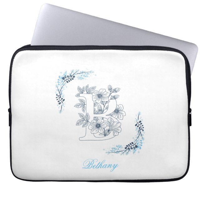 Initial "B" Blue Monogram Calm Floral Laptopschutzhülle (Vorderseite)