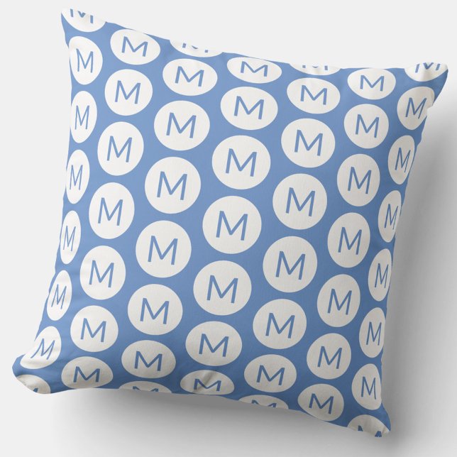 Initial Circle Pattern Blau Personalisiert Kissen (Fun monogram initial pattern polka dot blue and white pillow)